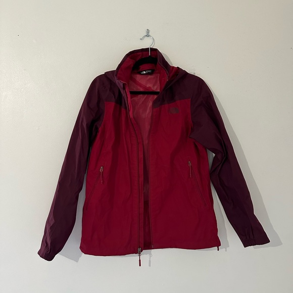 🎉FLASH SALE🎉 The North Face Resolve Plus Jacket - Picture 4 of 6